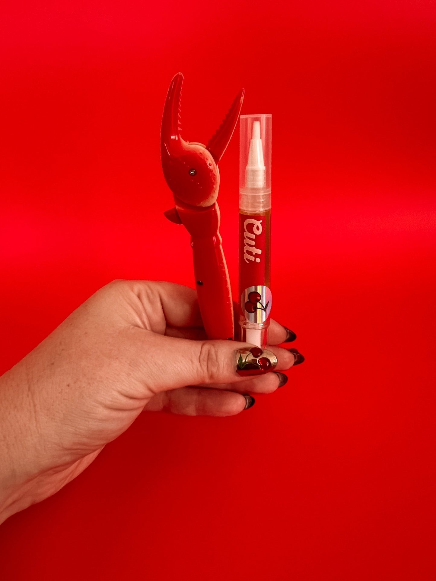 Cuti Cherry Cuticle Oil Pen - Cuti